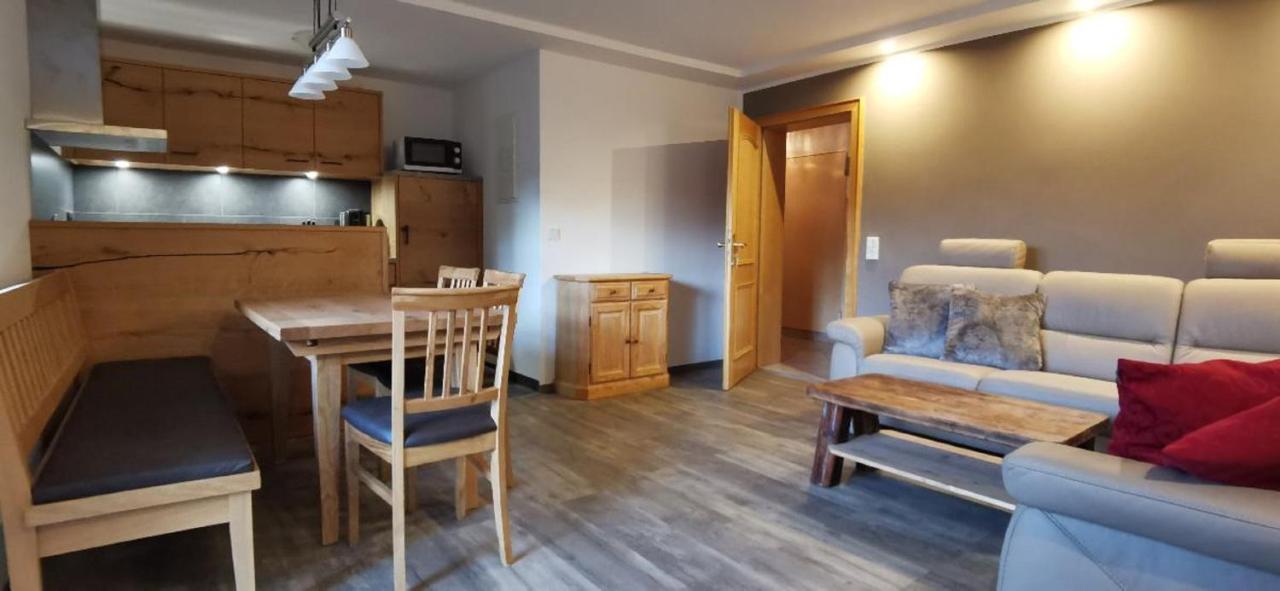 Pension Landhaus Riedelstein ครัคเซลสรีด ภายนอก รูปภาพ